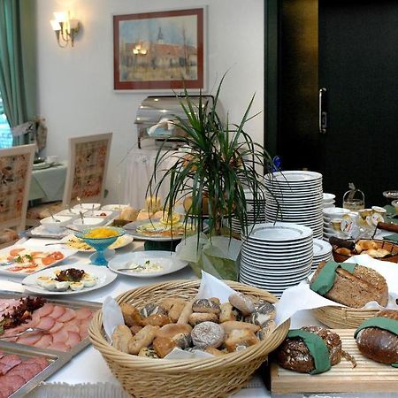 Hotel Gasthof Der Krug Stegaurach Kültér fotó