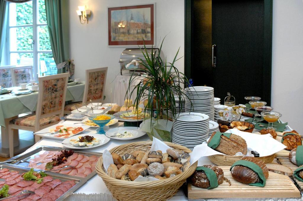 Hotel Gasthof Der Krug Stegaurach Kültér fotó