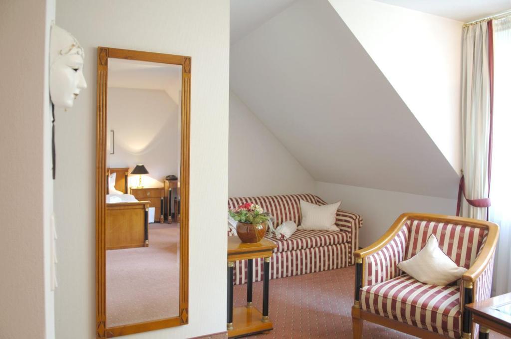 Hotel Gasthof Der Krug Stegaurach Szoba fotó