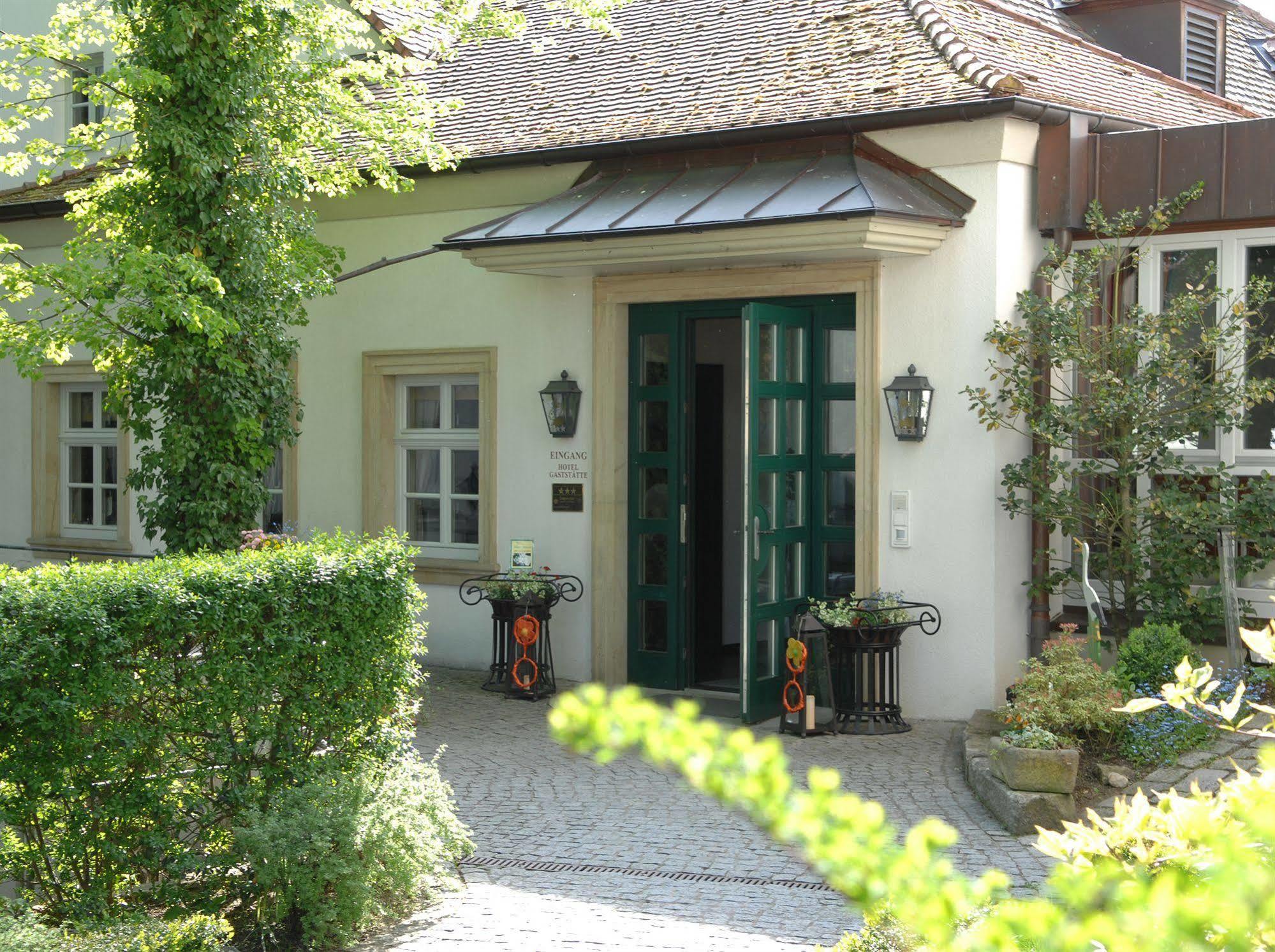 Hotel Gasthof Der Krug Stegaurach Kültér fotó