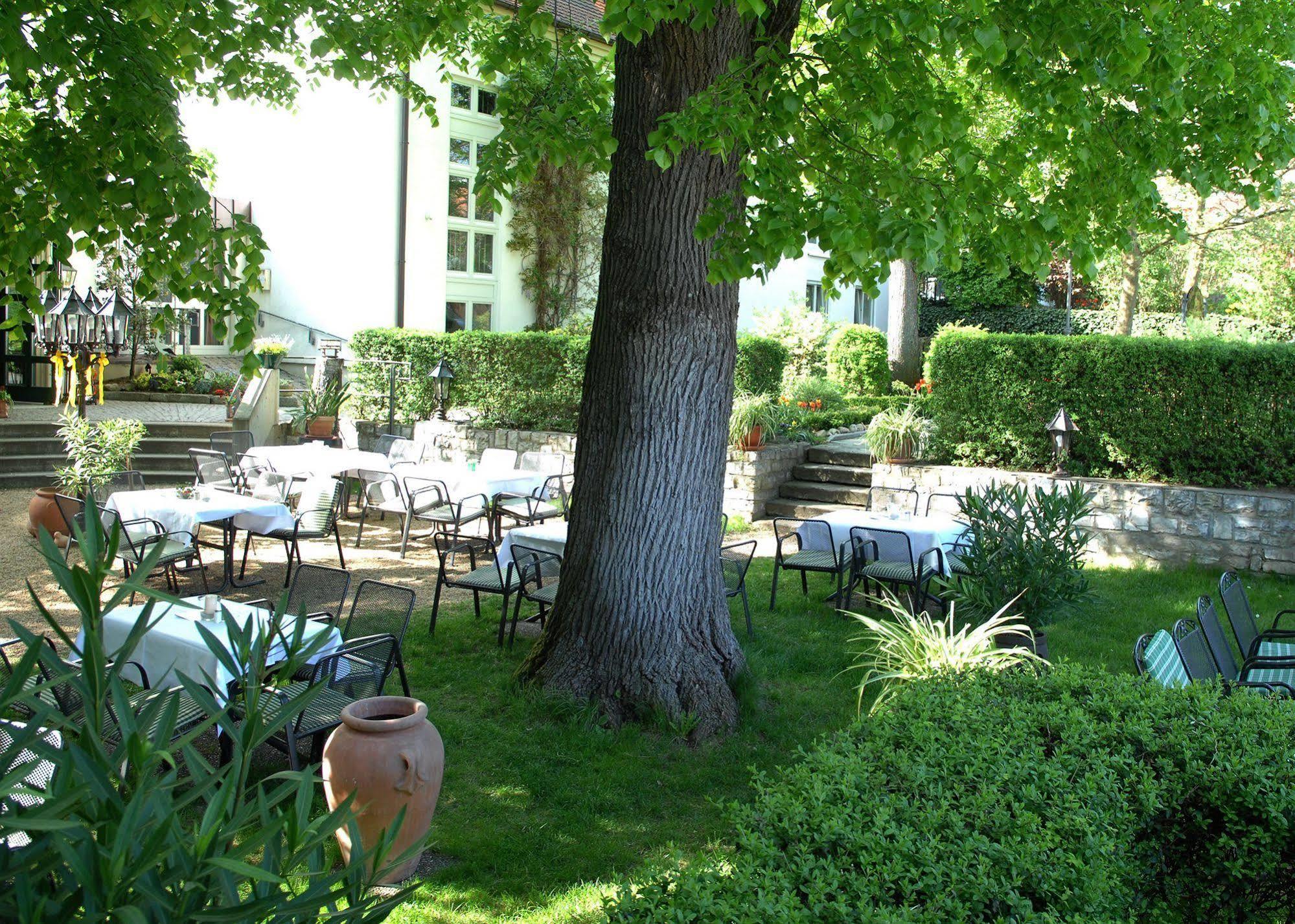 Hotel Gasthof Der Krug Stegaurach Kültér fotó